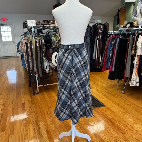 Plaid A-Line Midi Skirt in Blue and Gray - Picture 2 of 9